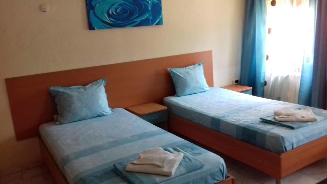 Iglika Hotel Yambol Luaran gambar