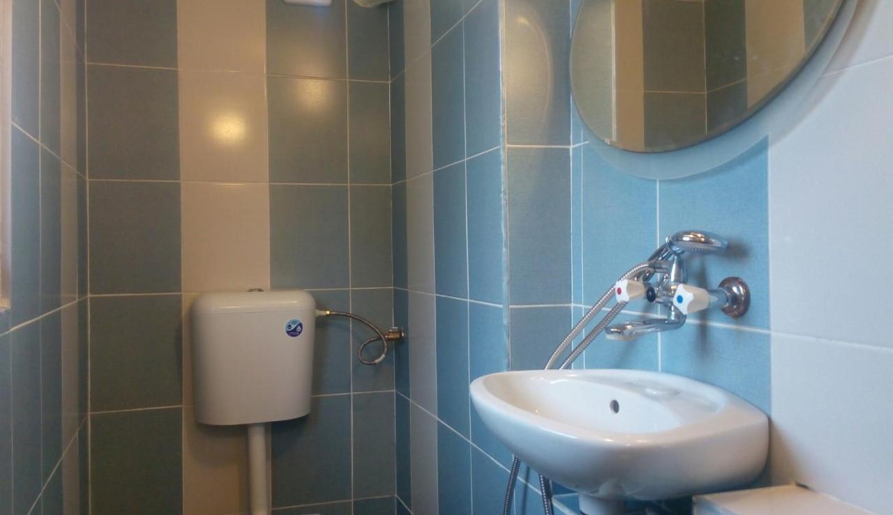 Iglika Hotel Yambol Luaran gambar